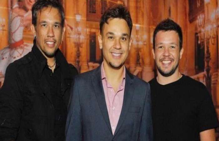 O grupo planeja fazer uma turnê comemorativa (Foto: Reprodução ) O grupo planeja fazer uma turnê comemorativa (Foto: Reprodução )