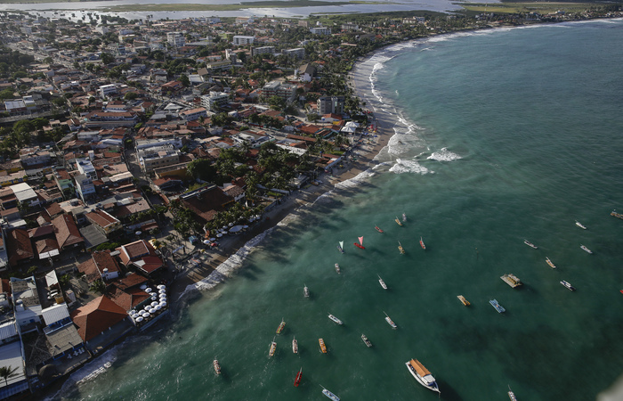 Imagem area da praia de Porto de Galinhas, no Litoral Sul de Pernambuco.  (Foto: Paulo Paiva/DP)