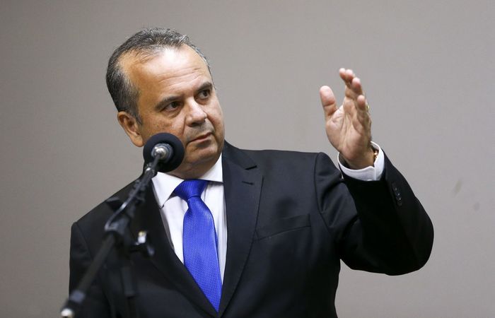 Segundo ele, o governo reduzirá o custo da contratação de jovens de maneira responsável, dentro do orçamento federal. (Foto: Marcelo Camargo/Agência Brasil
) Segundo ele, o governo reduzirá o custo da contratação de jovens de maneira responsável, dentro do orçamento federal. (Foto: Marcelo Camargo/Agência Brasil
)