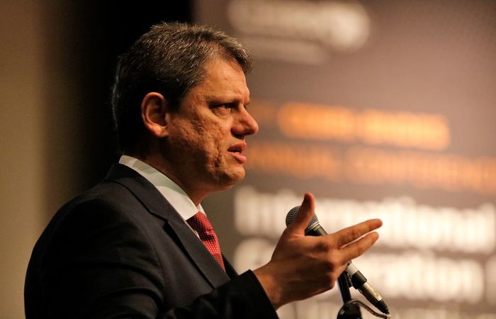 O anúncio foi dado pelo ministro da Infraestrutura, Tarcísio de Freitas, (Foto: Tânia Rêgo/Agência Brasil ) O anúncio foi dado pelo ministro da Infraestrutura, Tarcísio de Freitas, (Foto: Tânia Rêgo/Agência Brasil )