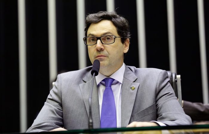 O deputado Luiz Philippe de Orléans e Bragança. (Foto: Michel Jesus/ Câmara dos Deputados
) O deputado Luiz Philippe de Orléans e Bragança. (Foto: Michel Jesus/ Câmara dos Deputados
)