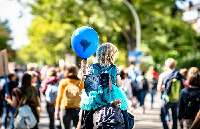 Esse tipo de poluição está associado a peso baixo em recém-nascidos, menor função respiratória em crianças e maiores taxas de hospitalizações (Foto: Unsplash/Mika Baumeister)