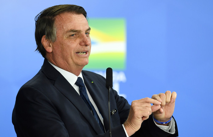 Bolsonaro ressaltou que no haver nenhum artefato nuclear. "Fiquem tranquilos", disse. (Foto: Evaristo S/AFP)