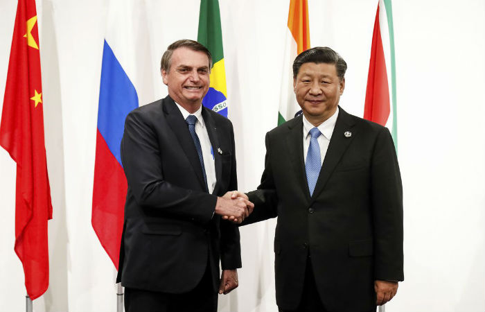 Pequim tambm sinalizou com uma expanso do crdito por meio de seus bancos no Brasil (o presidente Jair Bolsonaro e o presidente da China, Xi Jinping. Foto: Alan Santos/PR)