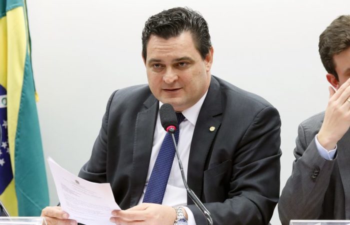 De acordo com o relator, deputado Geninho Zuliani (DEM-SP), deputados do Nordeste e de Goiás querem uma transição para essa troca. (Foto: Luis Macedo/Câmara dos Deputados) De acordo com o relator, deputado Geninho Zuliani (DEM-SP), deputados do Nordeste e de Goiás querem uma transição para essa troca. (Foto: Luis Macedo/Câmara dos Deputados)