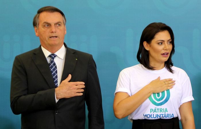 A primeira-dama Michelle Bolsonaro é a presidente do conselho do programa Pátria Voluntária. (Foto: Wilson Dias/Agência Brasil) A primeira-dama Michelle Bolsonaro é a presidente do conselho do programa Pátria Voluntária. (Foto: Wilson Dias/Agência Brasil)