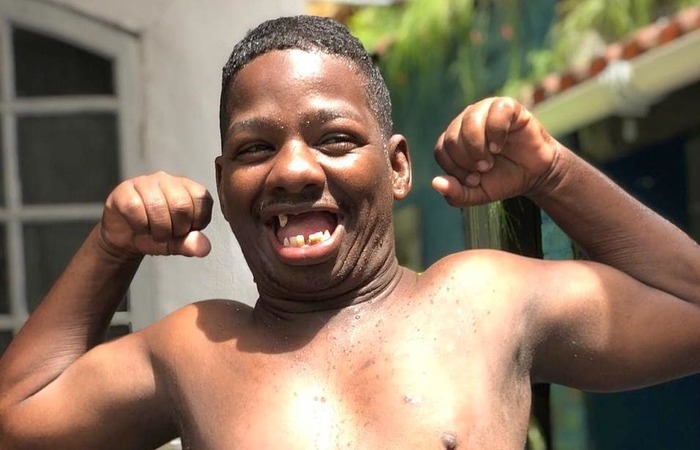 De acordo com a PM, a celebridade morreu durante um confronto entre a polícia e líderes do tráfico no morro do Dendê, na parte central da Ilha do Governador (Foto: Instagram/Reprodução) De acordo com a PM, a celebridade morreu durante um confronto entre a polícia e líderes do tráfico no morro do Dendê, na parte central da Ilha do Governador (Foto: Instagram/Reprodução)