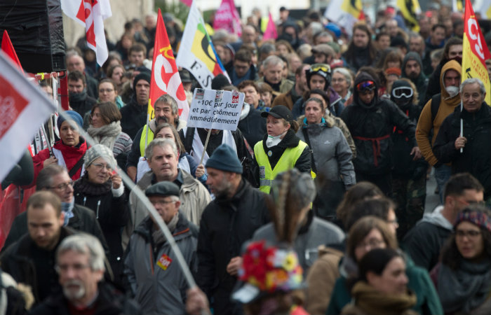 Na ltima quinta-feira, no incio dos protestos, as manifestaes reuniram cerca de 800.000 pessoas em todo o pas. (Foto: LOIC VENANCE / AFP)