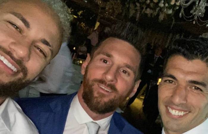 Os trs ficaram conhecidos por formar o trio MSN (Messi, Surez e Neymar) quando jogavam no Barcelona (Foto: Instagram/@neymarjr)
