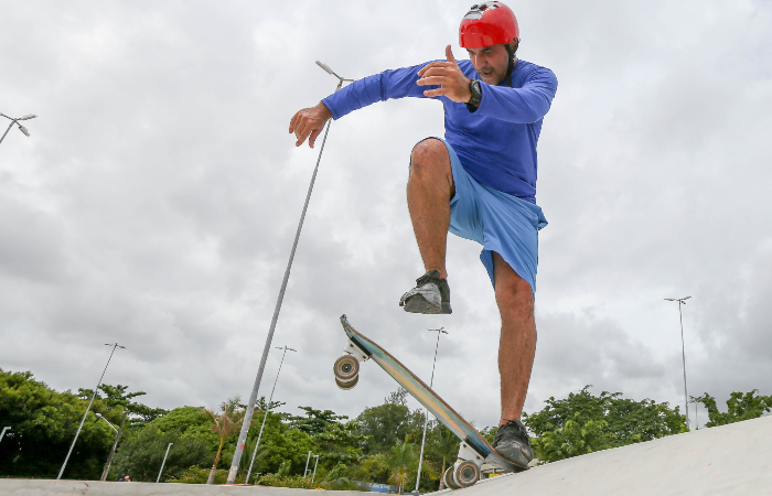 EXPERIMENTOS COM A PERIGOSA MATÉRIA SKATE 