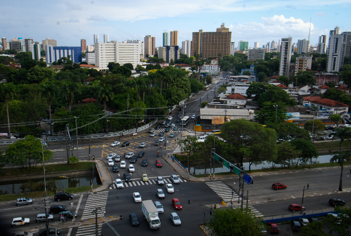 Ao tem como objetivo otimizar o acesso dos condutores aos bairros da Boa Vista e Ilha do Leite. (Foto: Helder Tavares/Arquivo DP.)