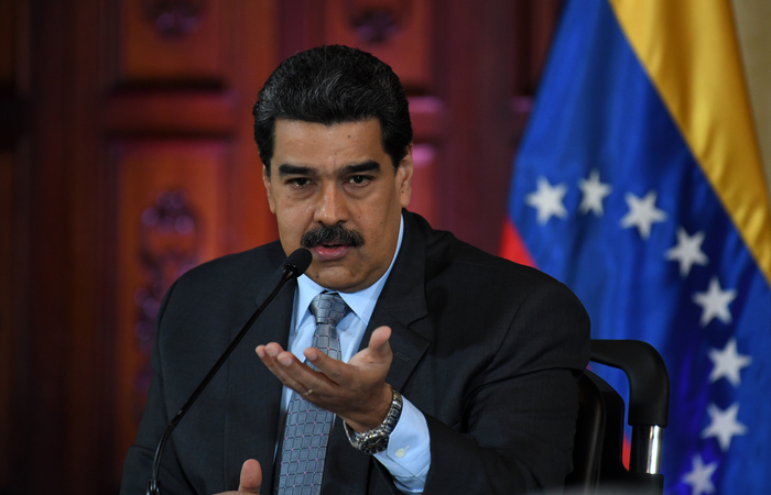 O governo Maduro ordenou aos servios de televiso pagos para suspender as transmisses da CNN e da BBC em abril do ano passado (Foto: Yuri Cortez/AFP)