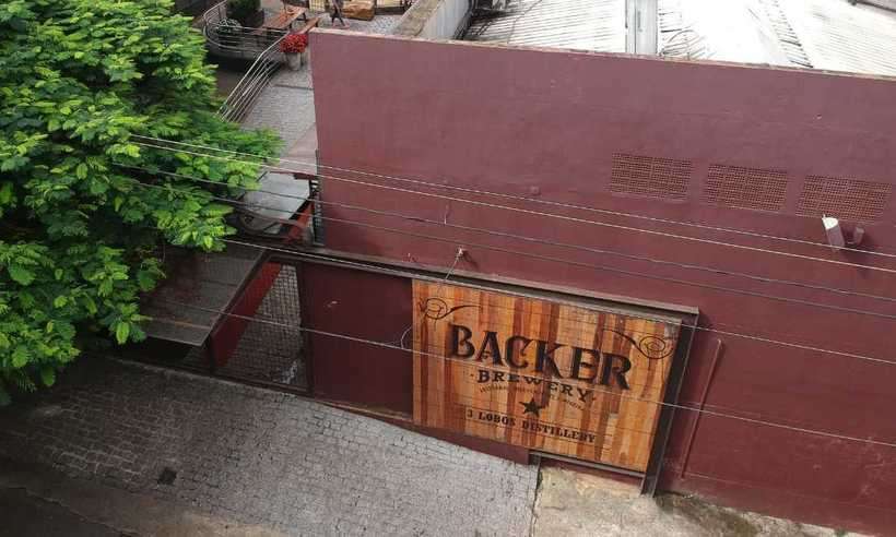 Backer informou que vai recolher 82 lotes de cervejas no comércio e com demais clientes (Foto: Mateus Parreiras/EM/D. A Press)