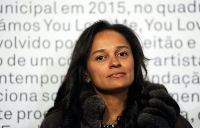 Isabel dos Santos foi acusada, alm disso, de trfico de influncia, abuso de bens sociais e falsificao de documentos (Foto: FERNANDO VELUDO/AFP Photo)