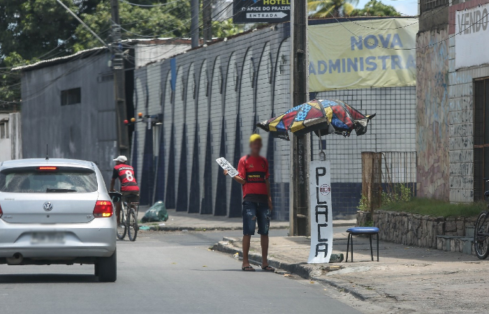 A partir de segunda (3), comea a venda de placa no novo formato. (Foto: Leandro de Santana/Esp. DP.)