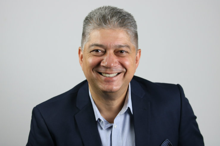 Rhaldney assinará coluna no Diario de Pernambuco, além de um blog dedicado ao setor político, e apresentará programas na Diario de Pernambuco TV e na Clube AM. (Foto: Tarciso Augusto/DP.) Rhaldney assinará coluna no Diario de Pernambuco, além de um blog dedicado ao setor político, e apresentará programas na Diario de Pernambuco TV e na Clube AM. (Foto: Tarciso Augusto/DP.)