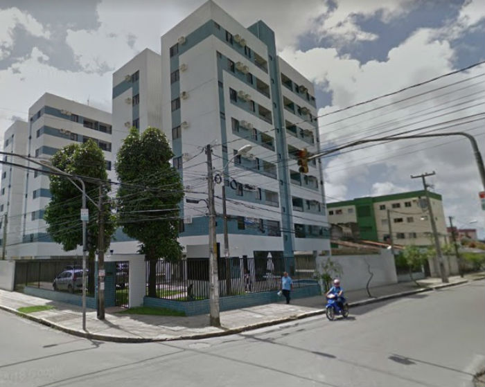 O homicdio aconteceu no Condomnio Praa das Samambaias. (Foto: Google Street View/Reproduo)