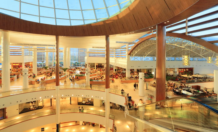 Praça de alimentação do RioMar Shopping funcionará todos os dias em horário especial. (Foto: Riomar/Divulgação) Praça de alimentação do RioMar Shopping funcionará todos os dias em horário especial. (Foto: Riomar/Divulgação)