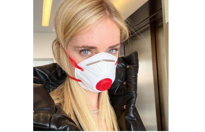 Chiara Ferragni, influenciadora-digital italiana, usou seu engajamento de 18,7 milhões de seguidores no Instagram para falar sobre a situação do seu país (Foto: Instagram/Reprodução ) Chiara Ferragni, influenciadora-digital italiana, usou seu engajamento de 18,7 milhões de seguidores no Instagram para falar sobre a situação do seu país (Foto: Instagram/Reprodução )