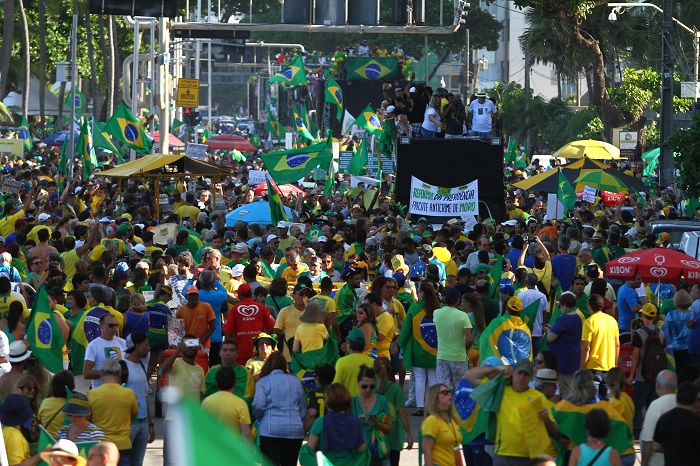 Grupos tomaram protagonismo de convocao para as manifestaes (Foto: DP Foto)