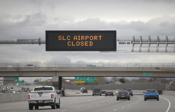 Por conta do terremoto, 
O aeroporto de Salt Lakez City teve que interromper as operaes aps a evacuao da torre de controle e dos terminais. (Foto; GEORGE FREY / GETTY IMAGES NORTH AMERICA / AFP)