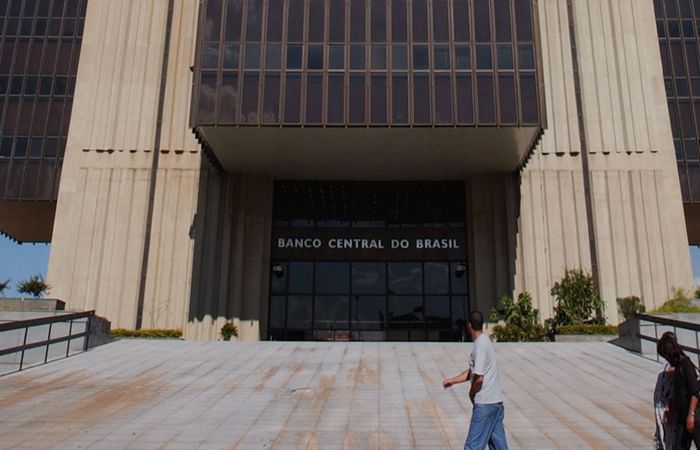 Na quarta-feira, o BC anunciou que passar a fazer operaes de compra com compromisso de revenda de ttulos soberanos em dlar das instituies financeiras (Foto: Wilson Dias/Agncia Brasil)