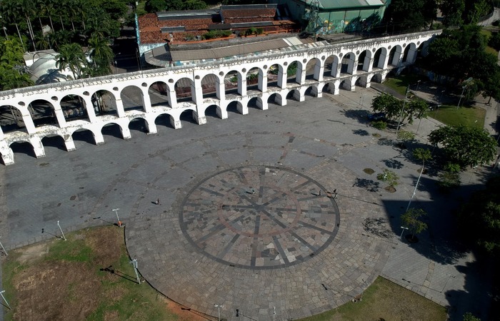 Arco da Lapa, ponto turstico do Rio de Janeiro, vazio. (Foto: Mauro Pimentel/AFP)