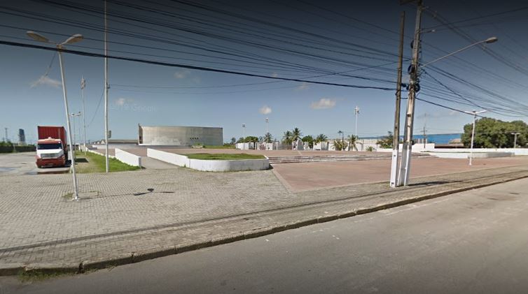  (Praa 9 de Julho  um dos locais onde ser construdo um hospital de campanha com 90 leitos. Foto: Reproduo Google Street View)