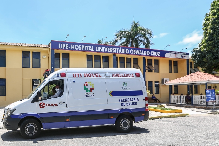 Uma das mortes registradas foi no Hospital Universitário Oswaldo Cruz (Huoc). (Foto: Leandro de Santana/ ESP Foto DP)
