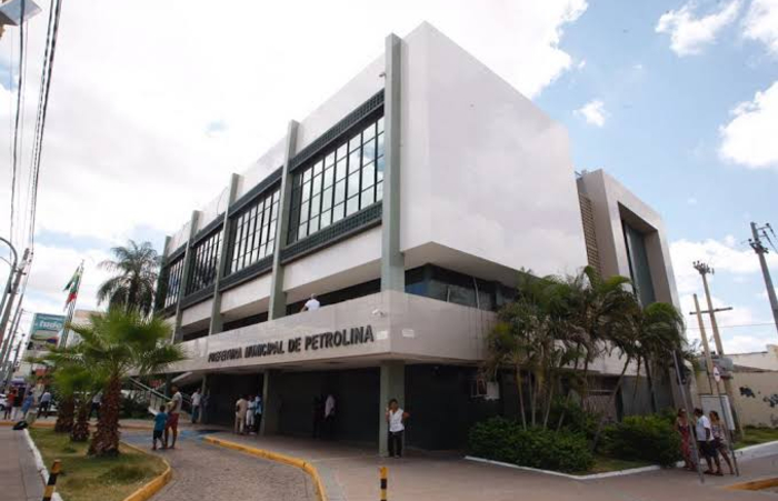 Cortes atingem todas as secretarias municipais, com exceo das pastas de Sade, Segurana Pblica e Social. (Foto: Divulgao/Prefeitura de Petrolina.)