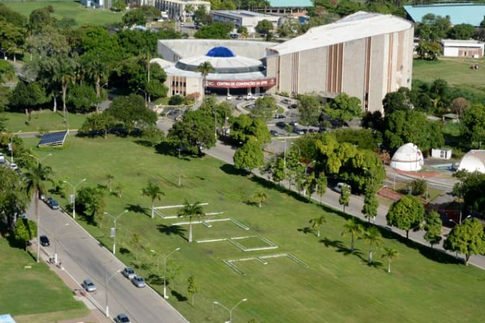 Material criado pela universidade est disponvel pela internet. (Foto: Arquivo DP)