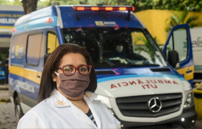 Sandra Helena Soares de Castro, 40 anos, chefe da Enfermagem do Hospital de Pediatria Helena Moura (Foto: Divulgação) Sandra Helena Soares de Castro, 40 anos, chefe da Enfermagem do Hospital de Pediatria Helena Moura (Foto: Divulgação)