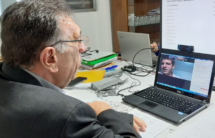 (Videoconferências contou com participação de toda a bancada pernambucana em Brasília) (Videoconferências contou com participação de toda a bancada pernambucana em Brasília)