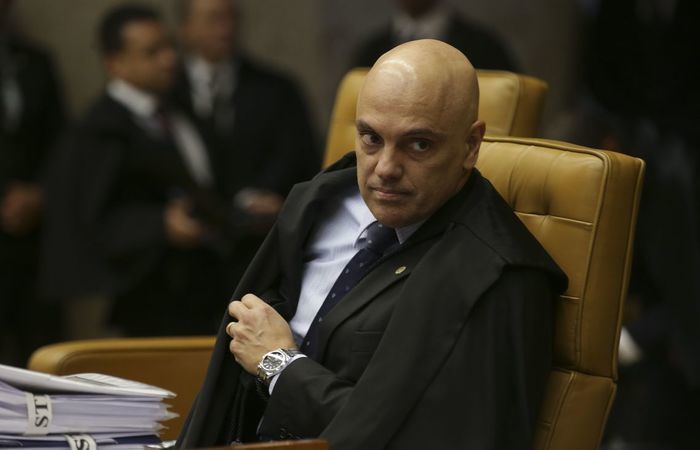 Ministro Alexandre de Moraes deu prazo de cinco dias para Weintraub prestar esclarecimentos (Foto: Ant