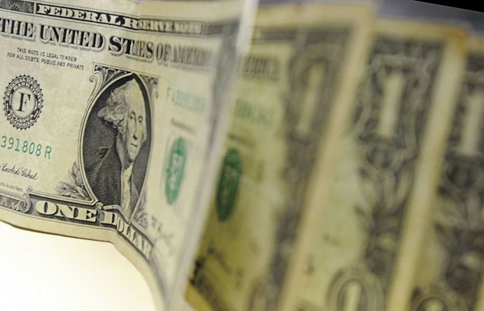 O dólar segue em queda livre. Nesta sessão, a moeda recuou 2,45%, a R$ 5,085 (Foto: Arquivo/Agência Brasil) O dólar segue em queda livre. Nesta sessão, a moeda recuou 2,45%, a R$ 5,085 (Foto: Arquivo/Agência Brasil)