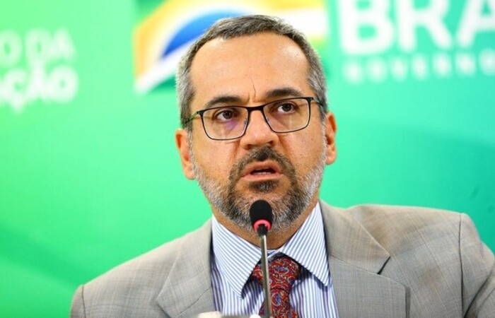 O ato do MEC, ainda assinado por Abraham Weintraub, revoga a portaria que estabelecia a necessidade de criação de políticas afirmativas nos cursos de pós-graduação (Foto: Marcelo Camargo/Agência Brasil) O ato do MEC, ainda assinado por Abraham Weintraub, revoga a portaria que estabelecia a necessidade de criação de políticas afirmativas nos cursos de pós-graduação (Foto: Marcelo Camargo/Agência Brasil)