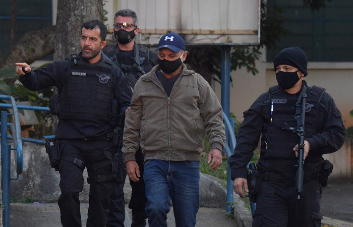 Queiroz foi preso na última quinta-feira (18) em uma chácara em Atibaia (SP) (Foto: Nelson Almeira/AFP)