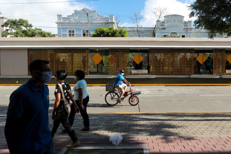 Estações centrais do BRT com embarque e desembarque também foram implementadas (Tarciso Augusto/ DP Foto) Estações centrais do BRT com embarque e desembarque também foram implementadas (Tarciso Augusto/ DP Foto)