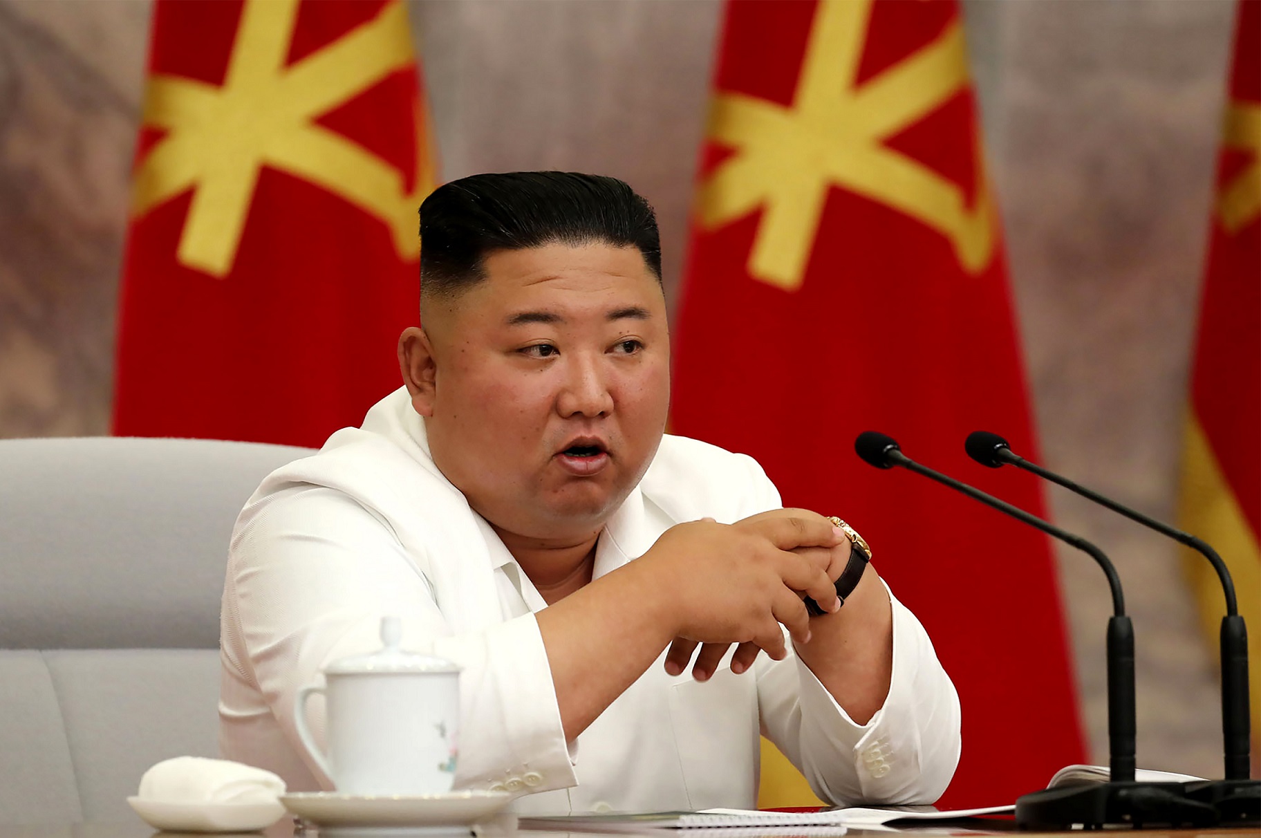  (Kim Jong Un advertiu contra uma "distenso ou excesso de otimismo". Foto: STR / AFP / KCNA VIA KNS)