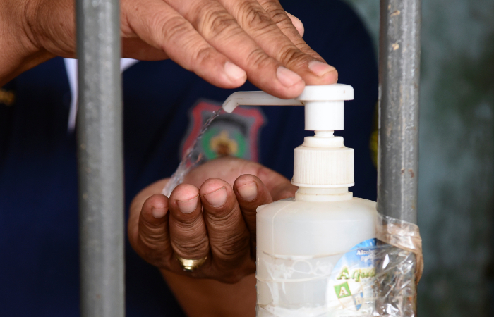 Estado diz que toma medidas de prevenção dentro dos presídios. (Foto: Norberto Duarte/AFP.) Estado diz que toma medidas de prevenção dentro dos presídios. (Foto: Norberto Duarte/AFP.)