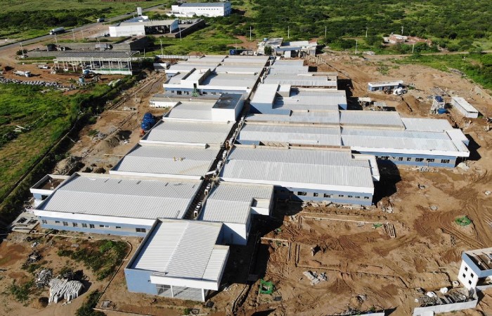 O Hospital do Serto vai contar com 30 leitos de Unidade de Terapia Intensiva, alm de 28 leitos clnicos. J o Hospital de campanha contar com 100 leitos de clnica mdica.
 (Foto: Divulgao)