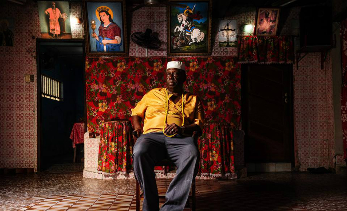 Para o babalorix Ivo,  atravs da religiosidade que o povo negro se empodera (Foto: Paulo Paiva/DP FOTO)