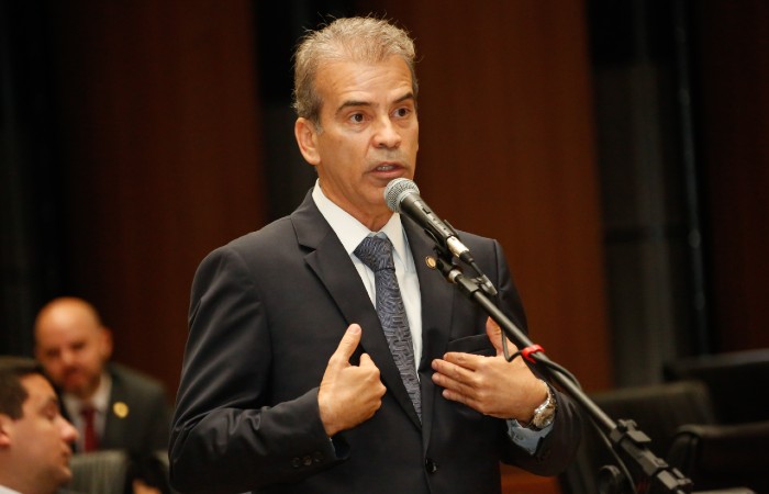 Grupos de militantes organizados começaram a declarar apoio a Feitosa (Foto: Alepe / Divulgação)