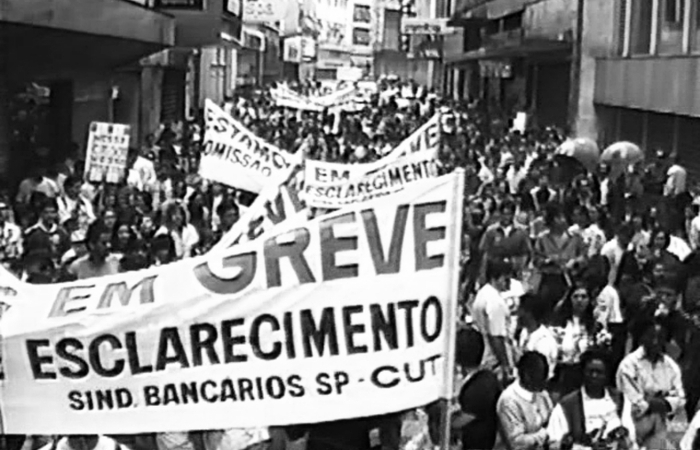 Em 1991, trabalhadores da Caixa Econmica garantiram sustento de 108 funcionrios demitidos injustamente (Foto: Divulgao)