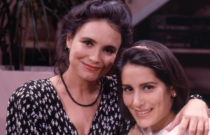 Raquel Accioli (Regina Duarte) e Maria de Fátima (Gloria Pires), protagonistas de Vale Tudo (Foto: TV Globo/Divulgação) Raquel Accioli (Regina Duarte) e Maria de Fátima (Gloria Pires), protagonistas de Vale Tudo (Foto: TV Globo/Divulgação)