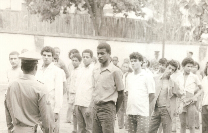 Pátio da cadeia de Camanducaia, outubro de 1974 (Foto: Acervo pessoal/Solange Fernandes) Pátio da cadeia de Camanducaia, outubro de 1974 (Foto: Acervo pessoal/Solange Fernandes)