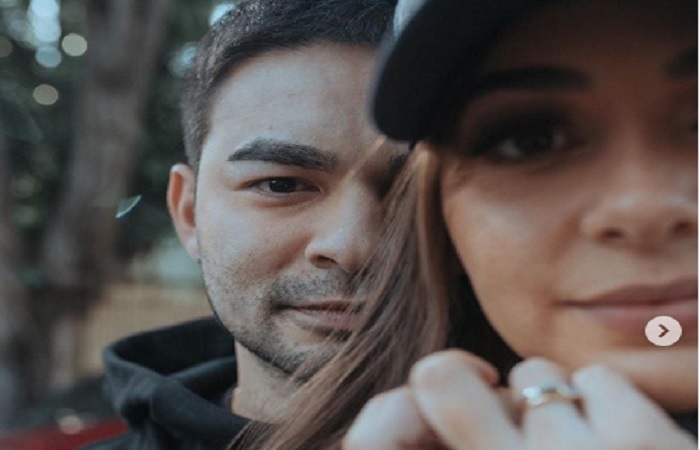 Os jovens assumiram o relacionamento postando fotos juntos nas respectivas contas do Instagram na tarde deste sábado (1º) (Foto: Instagram / Reprodução) Os jovens assumiram o relacionamento postando fotos juntos nas respectivas contas do Instagram na tarde deste sábado (1º) (Foto: Instagram / Reprodução)
