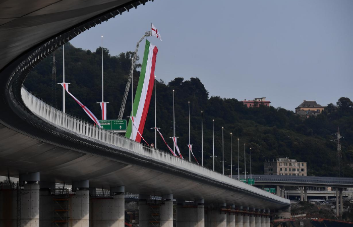  (Foto: Luca ZENNARO / POOL / AFP)