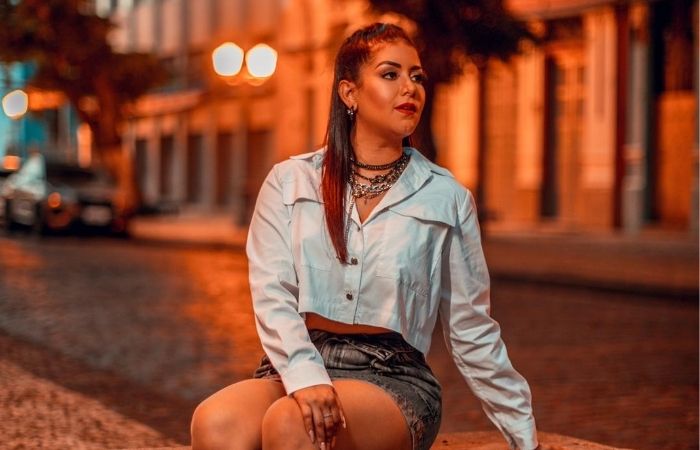 Recentemente, cantora gravou clipe na Rua do Bom Jesus (Foto: Verner Brenan/Divulgação) Recentemente, cantora gravou clipe na Rua do Bom Jesus (Foto: Verner Brenan/Divulgação)