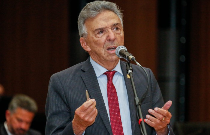José Queiroz e ex-secretária de saúde de Caruaru são alvos de ação do MPPE  | Política: Diario de Pernambuco